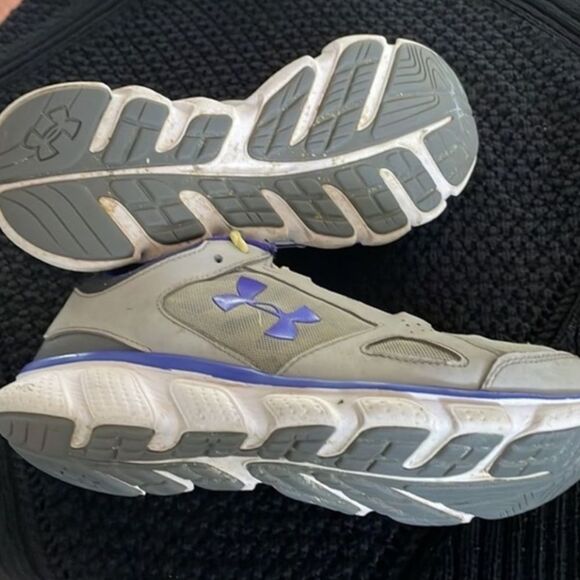 7.5 Under Armour Charged Commit gray & purple athletic tennis shoes - Picture 5 of 7